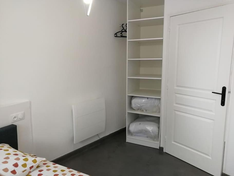 Villa Au Calme Avec Exterieur Et Parking Gratuit Aux Portes D'Aix Et Marseille Emplacement Ideal Экстерьер фото