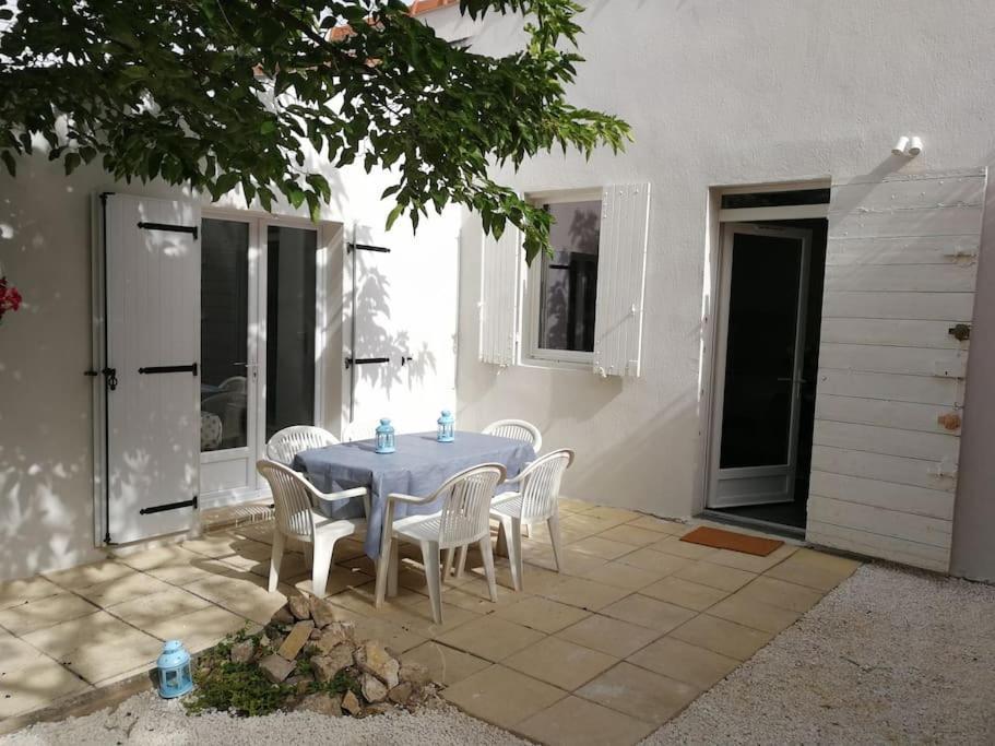 Villa Au Calme Avec Exterieur Et Parking Gratuit Aux Portes D'Aix Et Marseille Emplacement Ideal Экстерьер фото